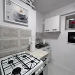 Elegant Panorama
