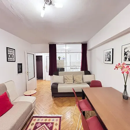 Elegant Panorama * Varşova